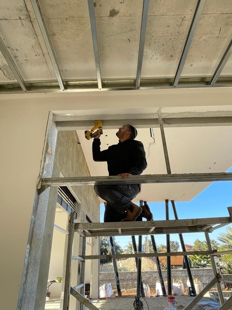 פתרונות אלומיניום בהתאמה אישית